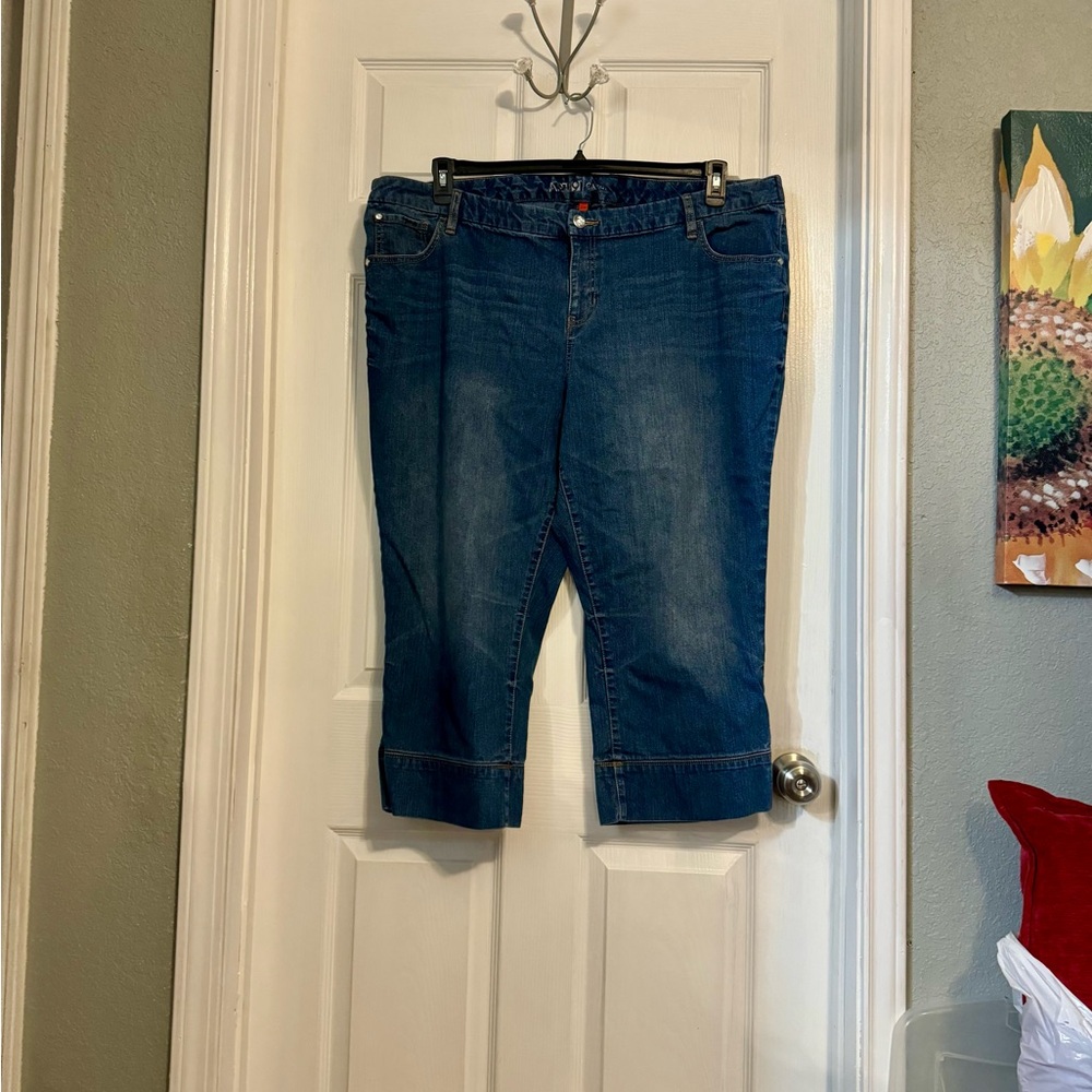 Apt. 9 Women's Dark Blue Ankle Jeans